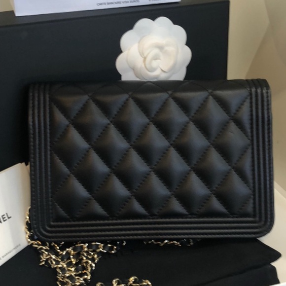 CHANEL Black Wallet on Chain or O-mini Sac - Picture 3 of 7